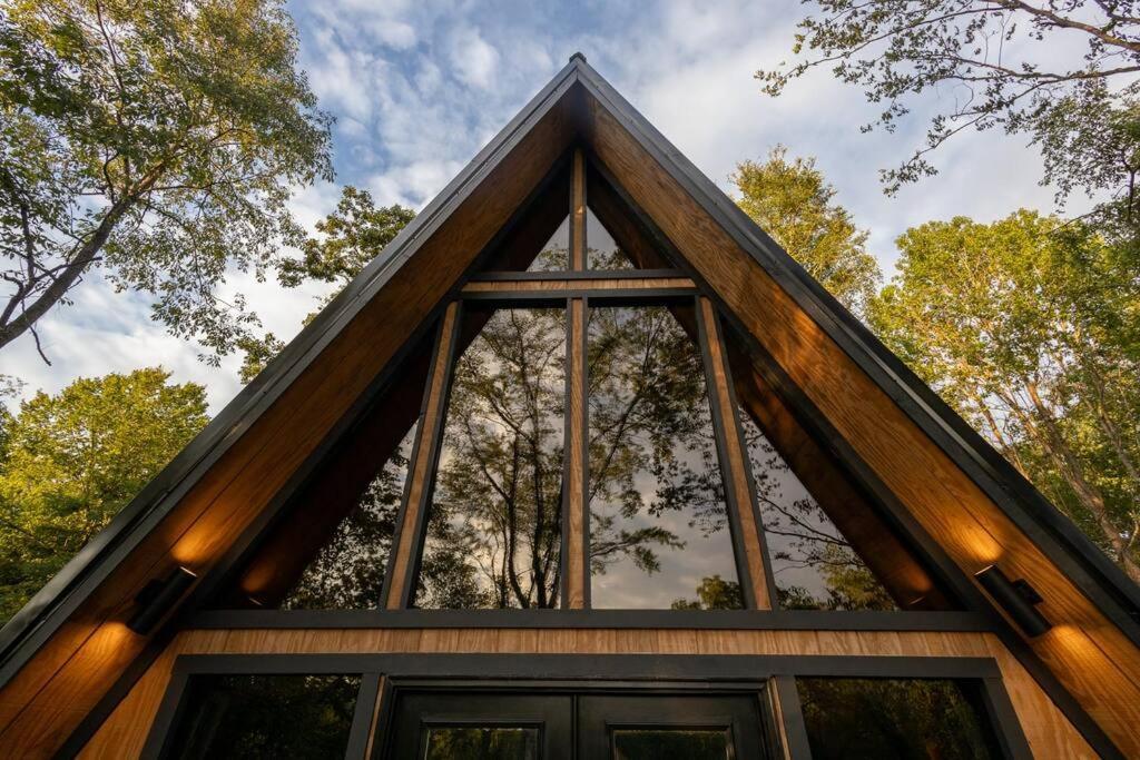 Valhalla Cabins Aframes With Hot Tubs & Sauna Cosby エクステリア 写真