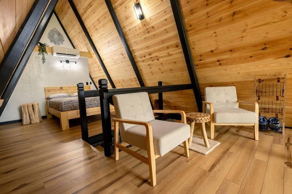 Valhalla Cabins Aframes With Hot Tubs & Sauna Cosby エクステリア 写真