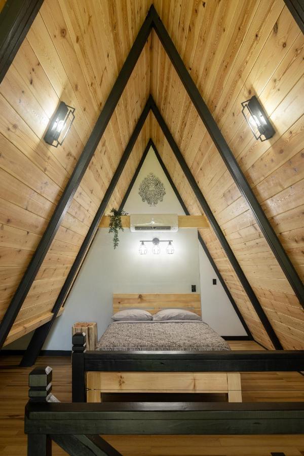 Valhalla Cabins Aframes With Hot Tubs & Sauna Cosby エクステリア 写真