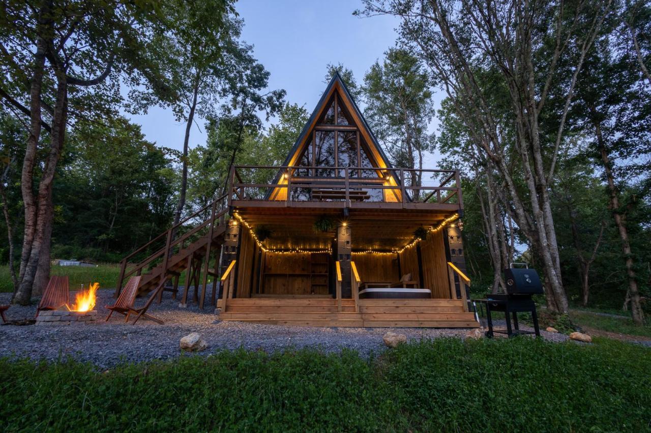Valhalla Cabins Aframes With Hot Tubs & Sauna Cosby エクステリア 写真