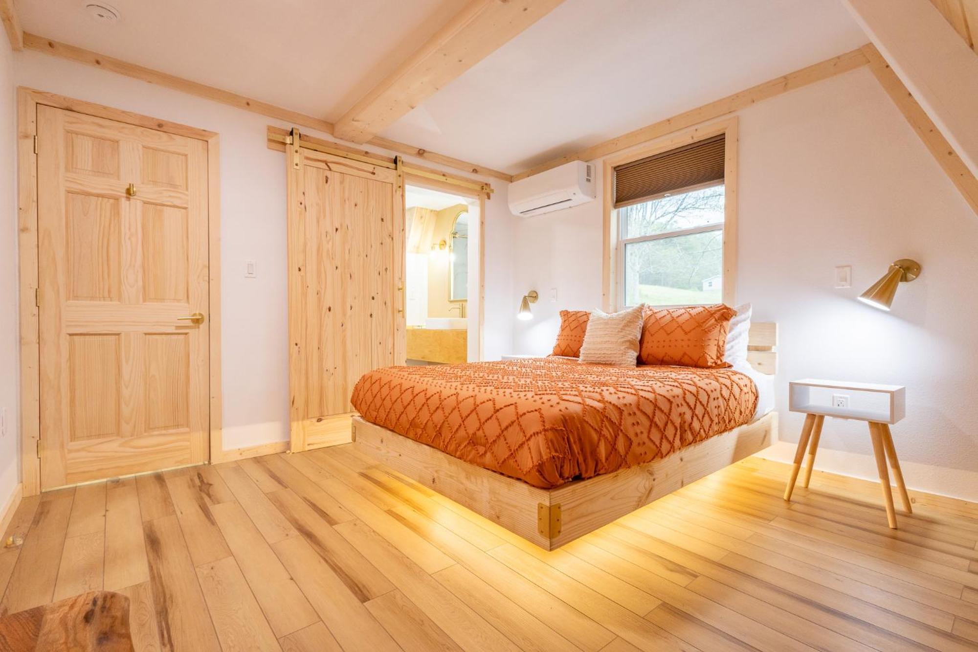 Valhalla Cabins Aframes With Hot Tubs & Sauna Cosby エクステリア 写真