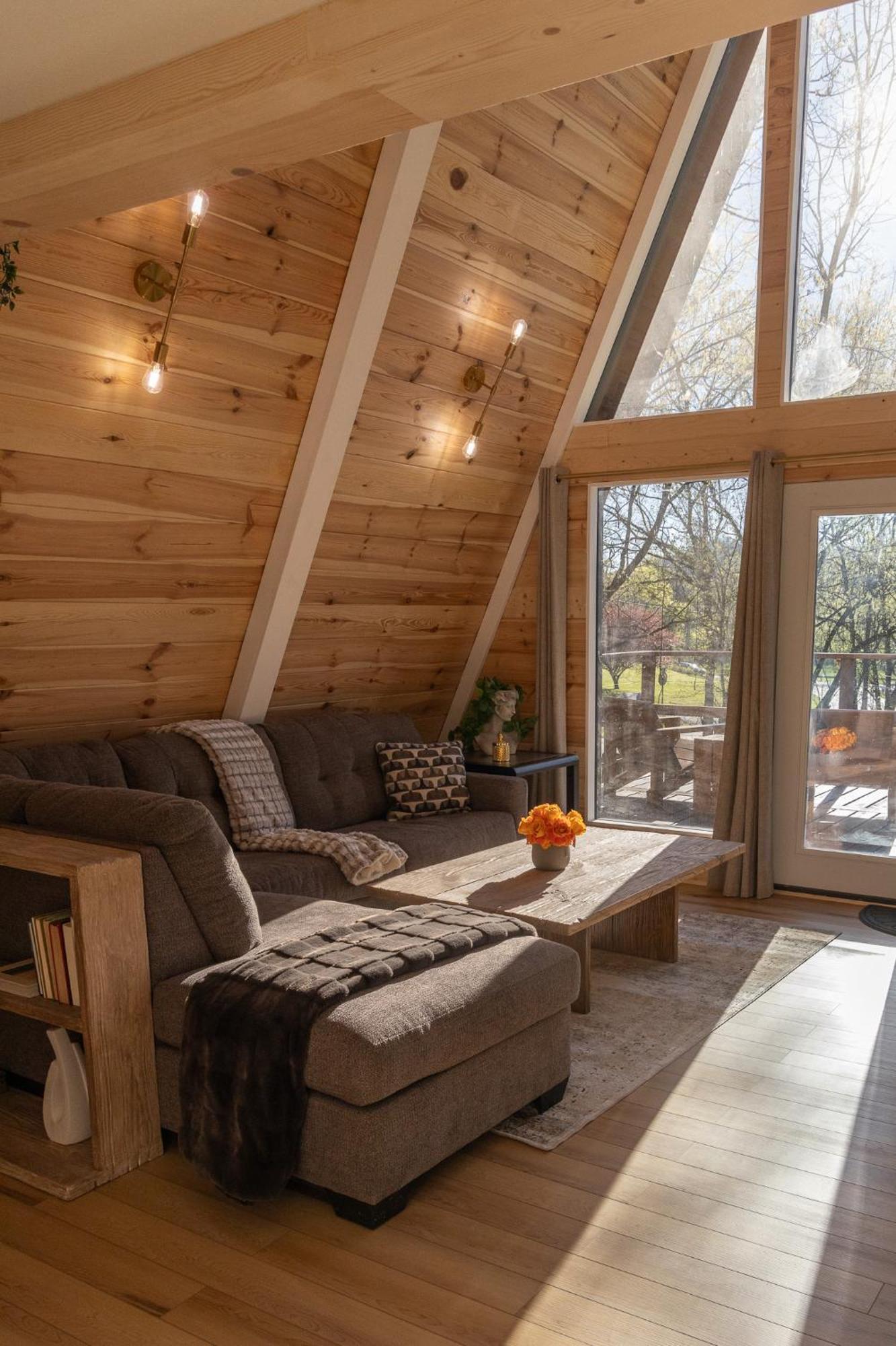 Valhalla Cabins Aframes With Hot Tubs & Sauna Cosby エクステリア 写真