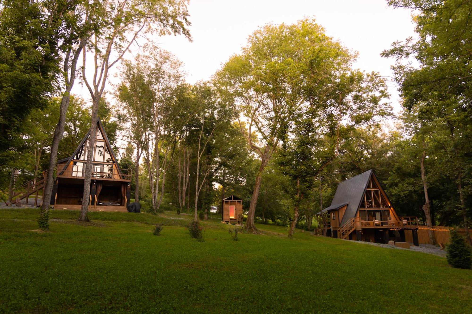 Valhalla Cabins Aframes With Hot Tubs & Sauna Cosby エクステリア 写真
